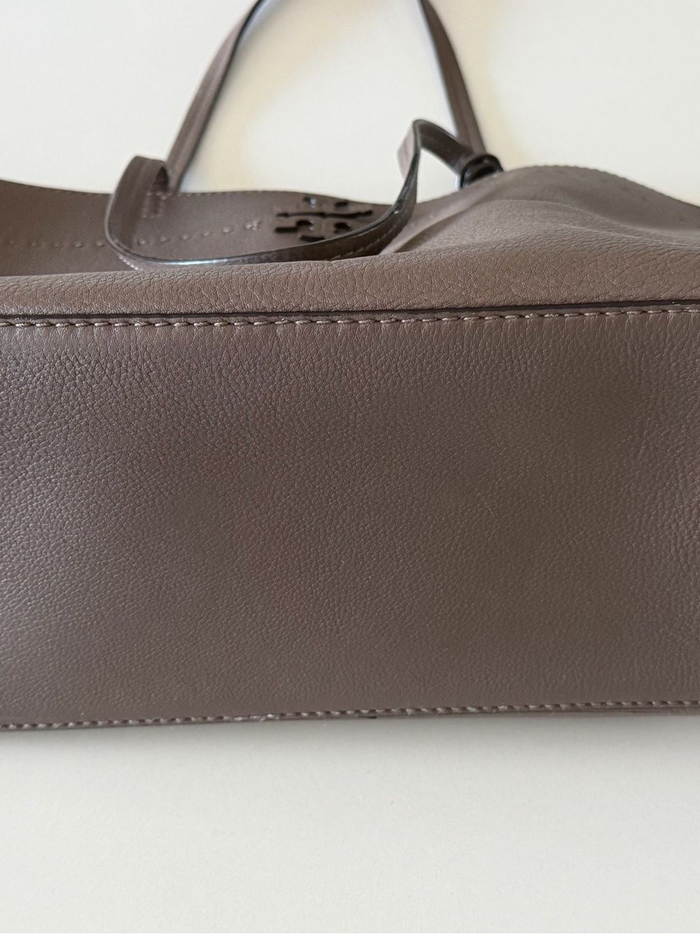 Women’s Tory Burch Leather Tote Bag in Taupe